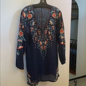 Johnny Was tunic size XS